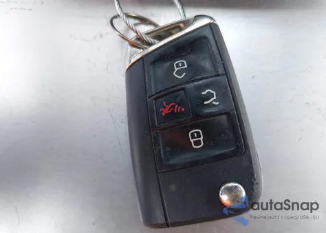 2020 Volkswagen Tiguan 2.0T Se/2.0T Se R-Line Black/2.0T Sel from USA, damaged, VIN 3VV3B7AX6LM114437